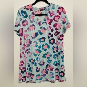 Heimish V-Neck Animal Print Top Small